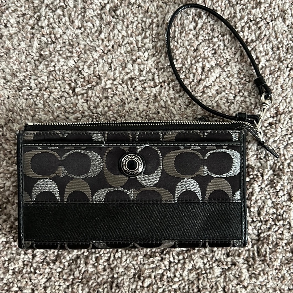 Coach Wristlet Wallet